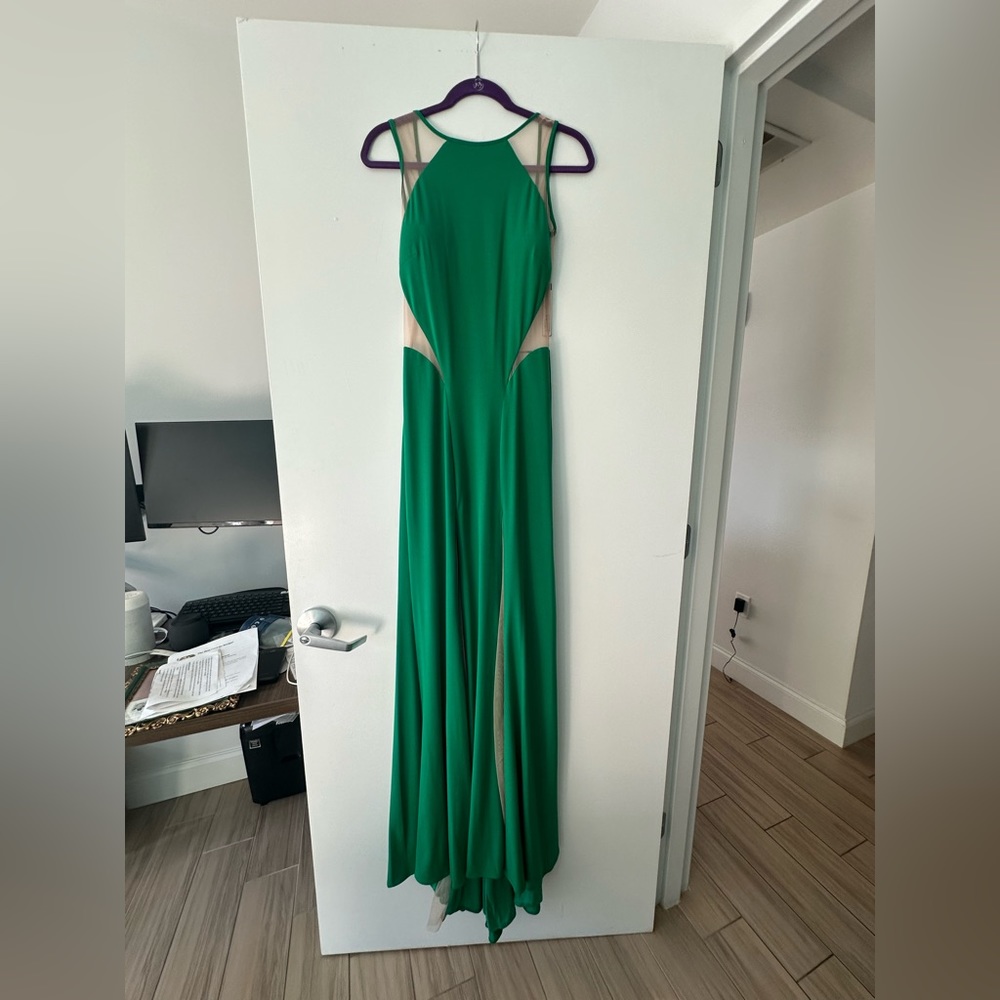 Perfect for a black tie event!